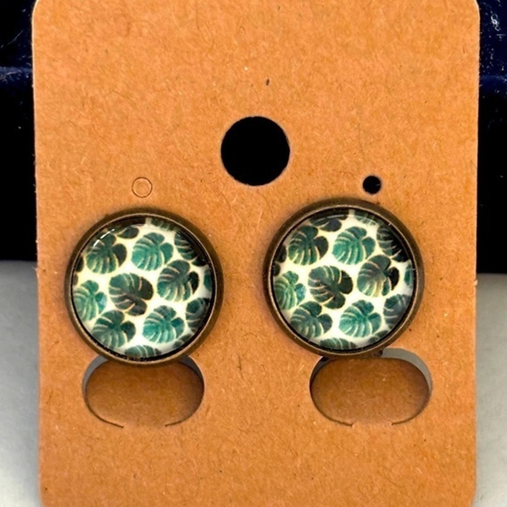 Monstera Leaf Print 12mm Clip On Earrings, NWT, Handmade, Unworn